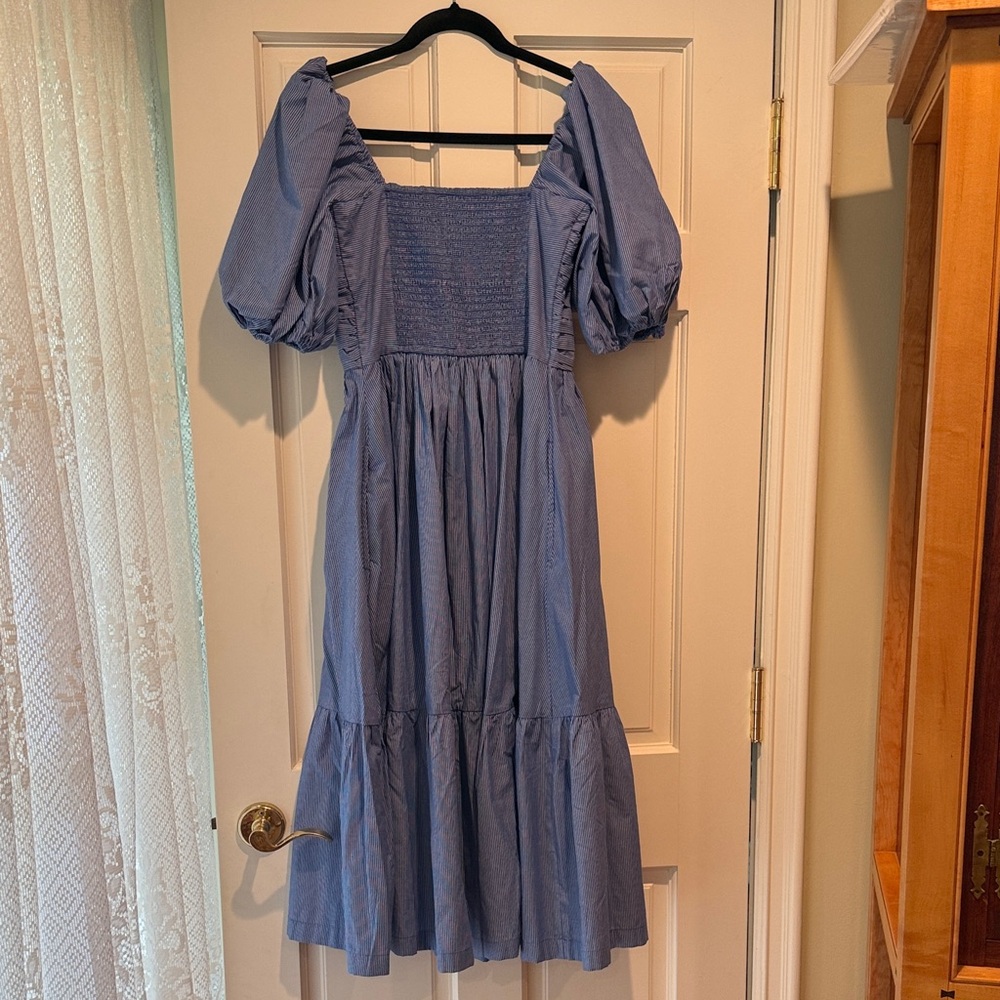 Abercrombie & Fitch Lavender-Blue Puff Sleeve Midi Dress - Picture 2 of 2